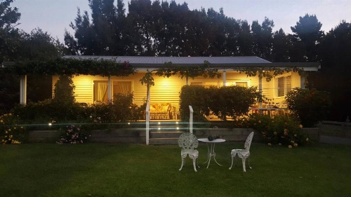 Miranda Orchard Cottage image 23