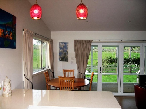 Miranda Orchard Cottage image 24